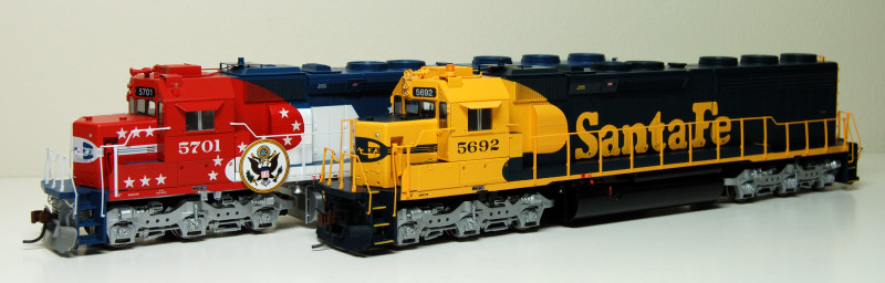 Athearn GENESIS ATSF SD45-2 5701 and ATSF SD45-2 5692