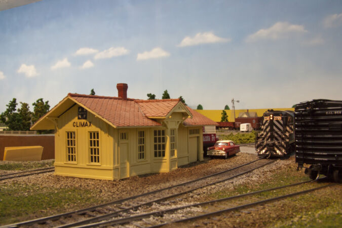 This model of the Climax depot was made by Master Santa Fe Modeler Steve Sandifer. It shows a Santa Fe standard plan #3 depot in Colonial Yellow. HO scale. Model of Climax depot