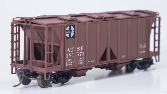 ATSF Ga-58 #181573. Bowser model, Steve Sandifer photo. ATSF Ga-58 #181573 side (model)