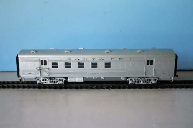 A model of ATSF 86 (RPO) built from SFRH&MS car sides. Bob Walz photo. HO scale. ATSF RPO #86 (model)