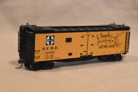 ATSF #34785 is an Rr-27 class refrigerator car showing its 1940 appearance. This car shows the "Grand Canyon Line" slogan. Built from an Intermountain kit. Model and photo by Jim Witmer. ATSF Rr-27 #34785 (model)