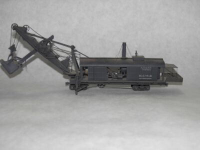 ATSF #199562 is a 90-ton steam shovel built in 1907 by the Bucyrus Company. The model is scratchbuilt except for the trucks and couplers. It won Best of Show as part of a diorama at the 2010 Convention in Denver. Model and photo by MSFM Ian MacKellar. ATSF 90-ton Shovel #199562 (model)